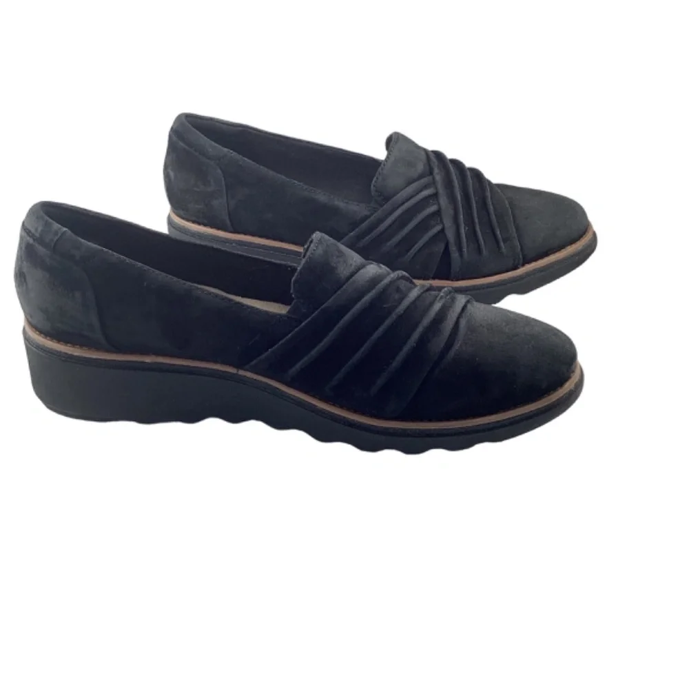 Collection by Clarks Sharon Villa Black Suede Wedge Loafer‎ Size 8.5